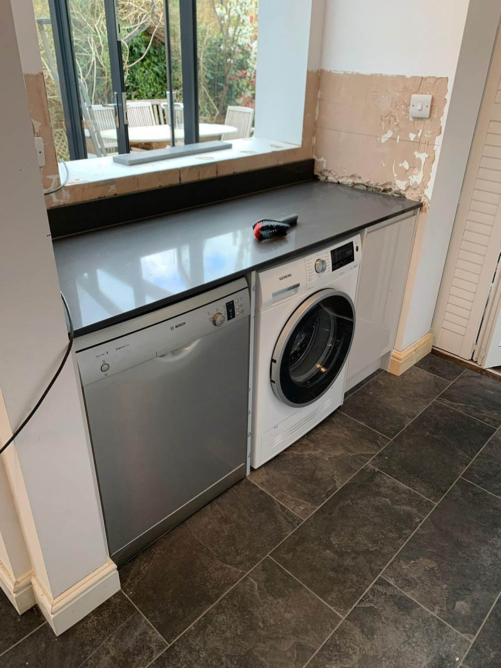 washing machine and dishwasher installation