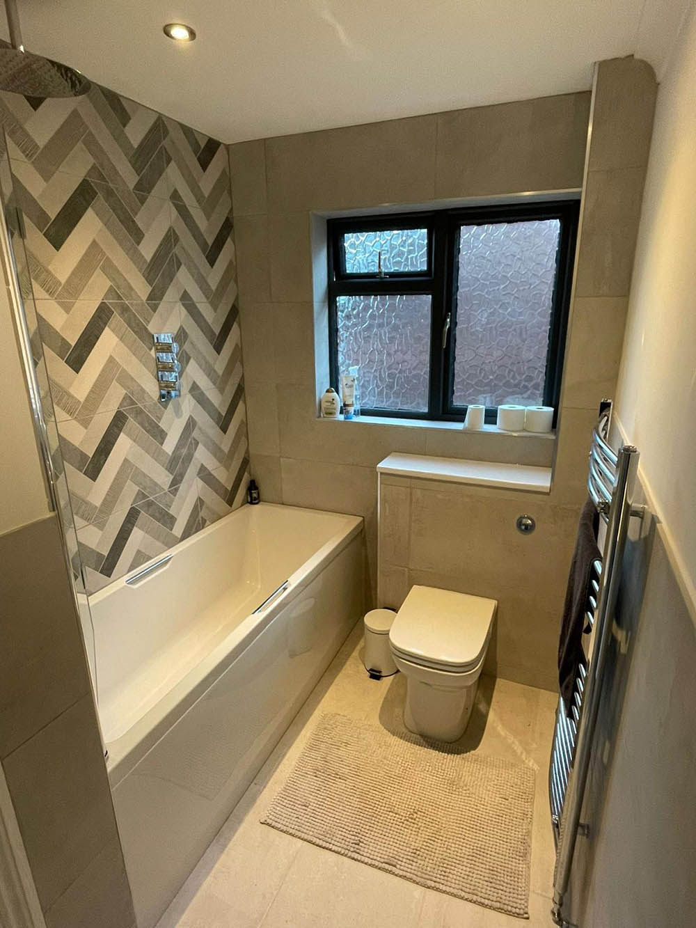 Modern beige bathroom